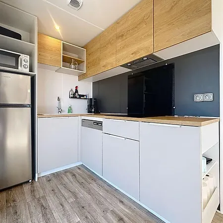 بيت للعطل Mobil-home 4* Grand Confort, 200m Plage, Piscine, Fitness, Parking, Menage Inclus, Wi-fi Gratuit - Fr-1-361a-75 *