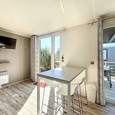Mobil-home 4* Grand Confort, 200m Plage, Piscine, Fitness, Parking, Menage Inclus, Wi-fi Gratuit - Fr-1-361a-75 بيت للعطل جولوفيل ليه باه